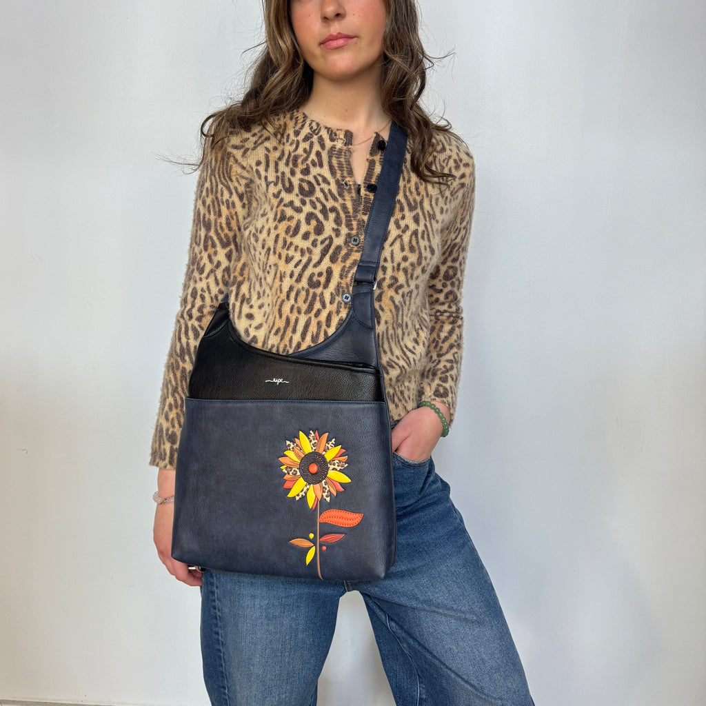 Glory Messenger Bag